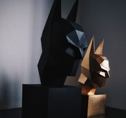 Arkham_Batman_Memorial_Bust